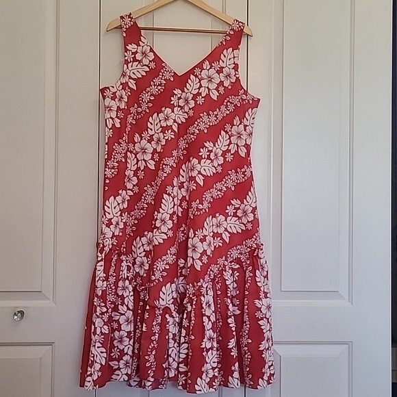VINTAGE WOMEN'S ROYAL CREATIONS RED & WHITE FLORAL SLEEVELESS HAWAIIAN DRESS L - Picture 5 of 7
